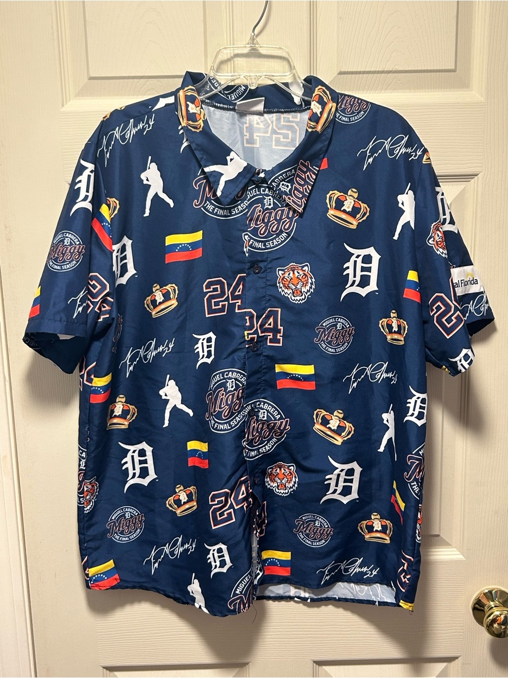 Miguel Cabrera Hawaiian Shirt Detroit Tigers SGA 9/30/23 Size XL Blue